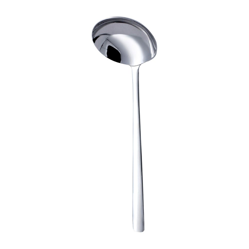 Cucharón plateado para servir líquidos