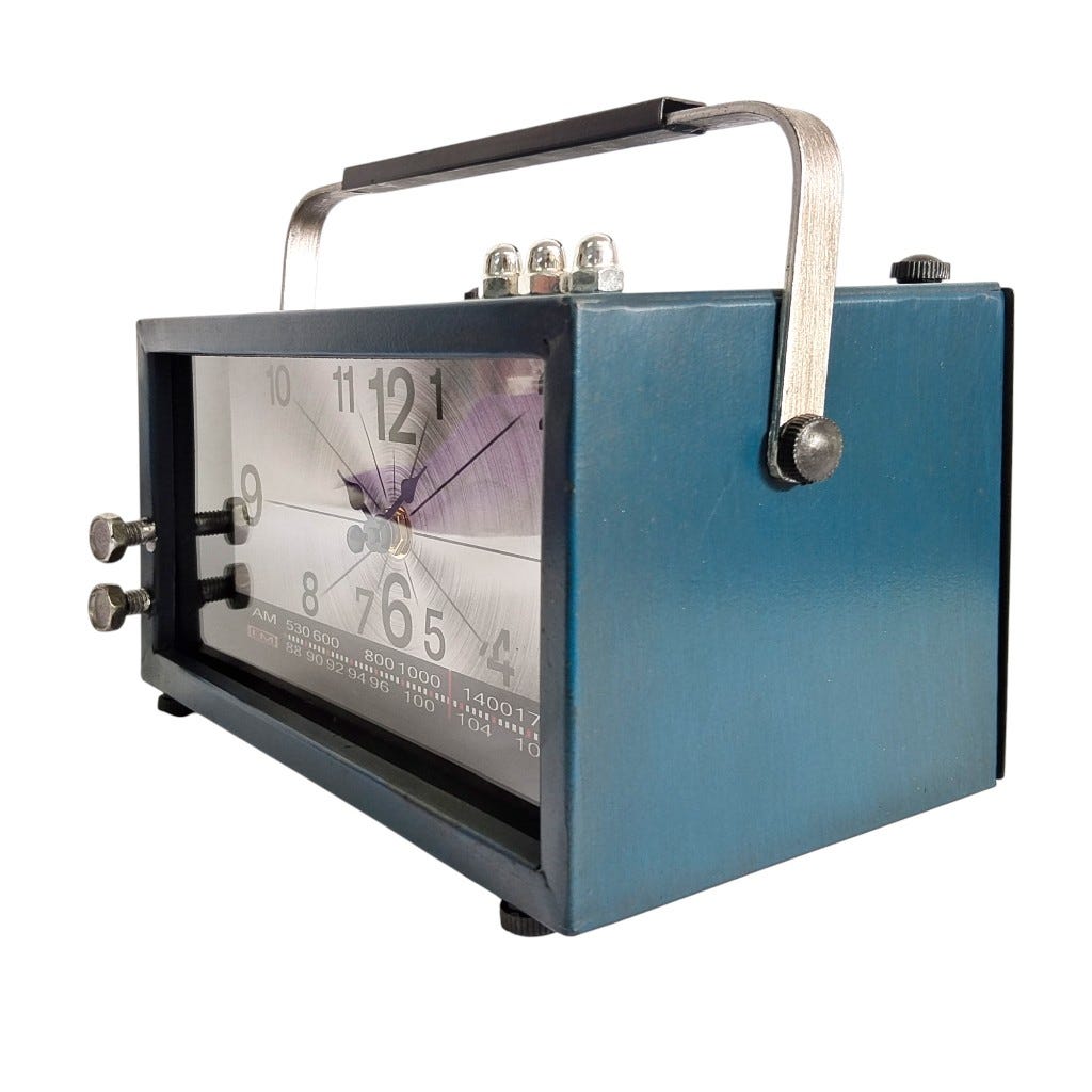 Reloj Azul De Mesa 23x12.5x16cm