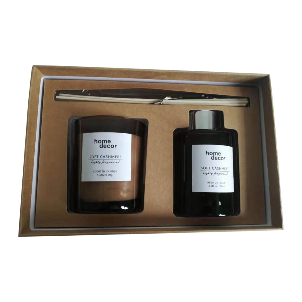 Juego de 2 piezas de vela y difusor Highly Fragranced- Cachemira Suave