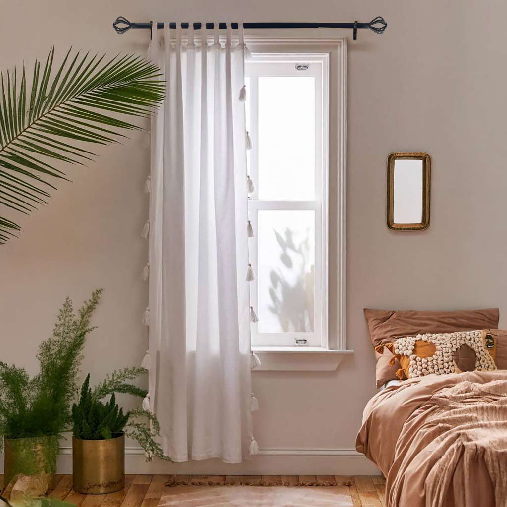 Cortinero Negro 70-120cm